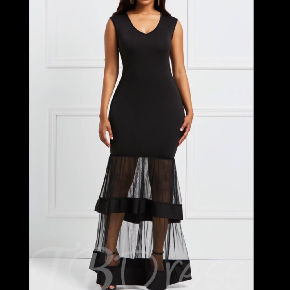 Long black dress